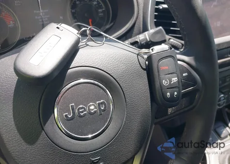 2022 Jeep Cherokee Latitude Lux Fwd from USA, damaged, VIN 1C4PJLMXXND528133